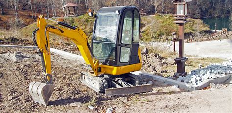 mini excavator training near me